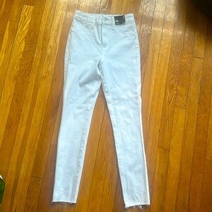 Express skinny high rise jeans, ultra hyper stretch-white, size small.